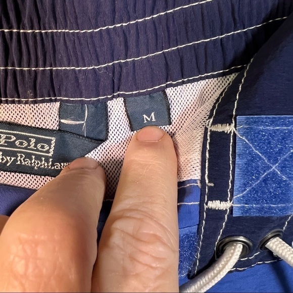 POLO RALPH LAUREN Swimwear. Blue w/cargo pocket, side pockets & key pocket. M - Picture 7 of 11